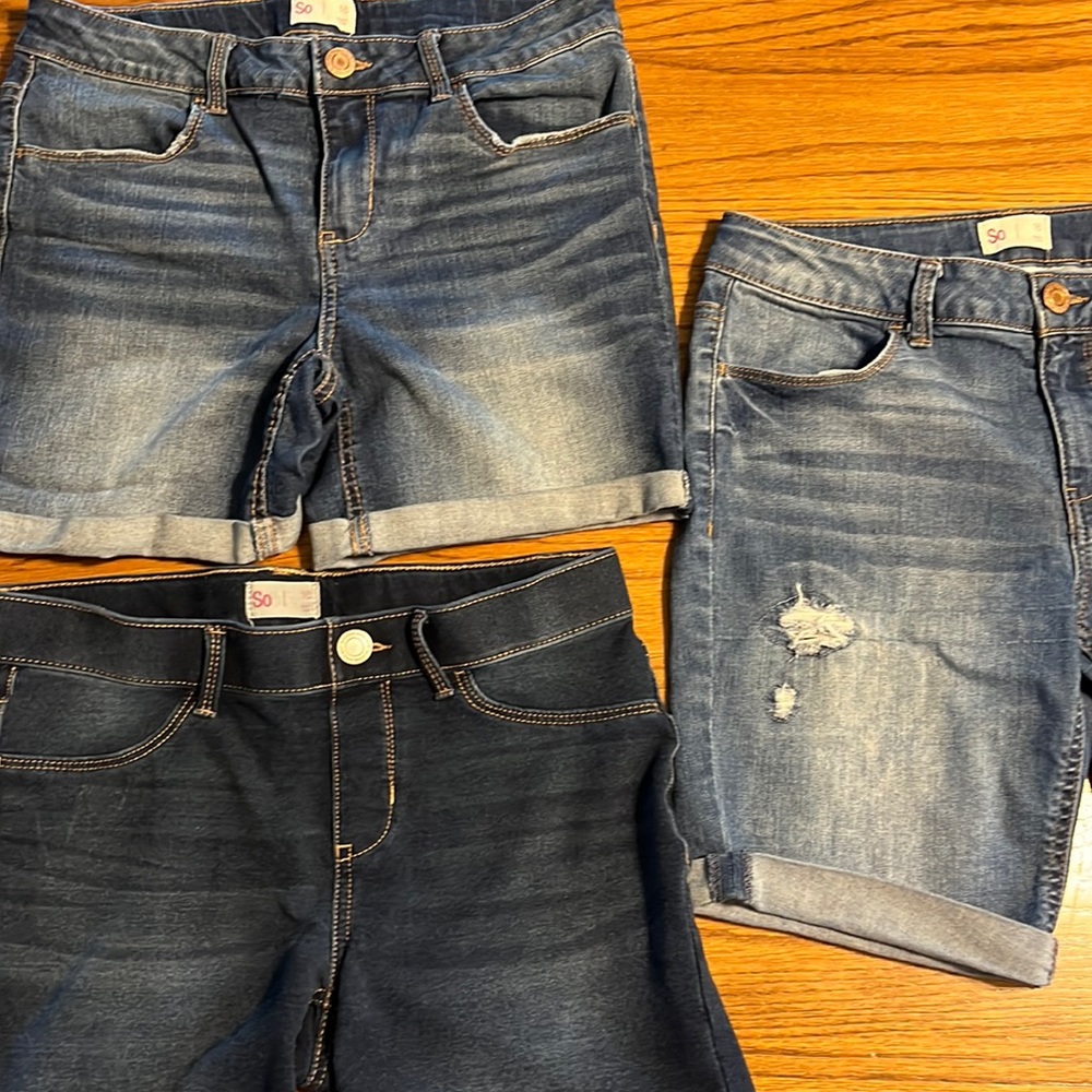 Lot of 3 Girls shorts